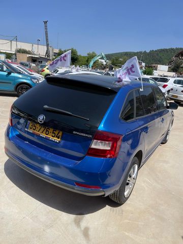 סקודה ראפיד