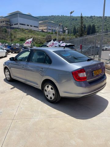 סקודה ראפיד