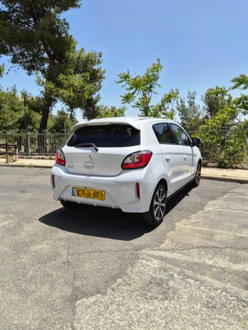 מיצובישי ספייס סטאר
