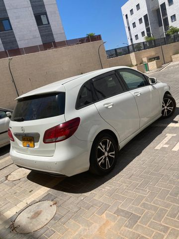 מרצדס-בנץ B-class