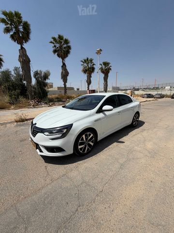 רנו מגאן