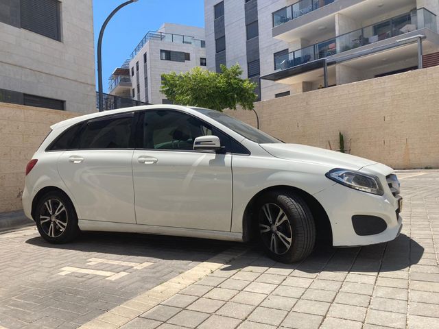 מרצדס-בנץ B-class