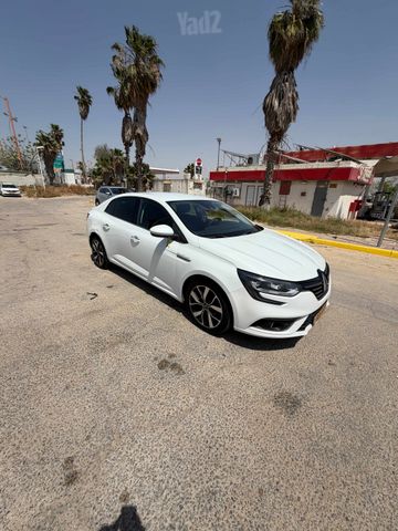 רנו מגאן
