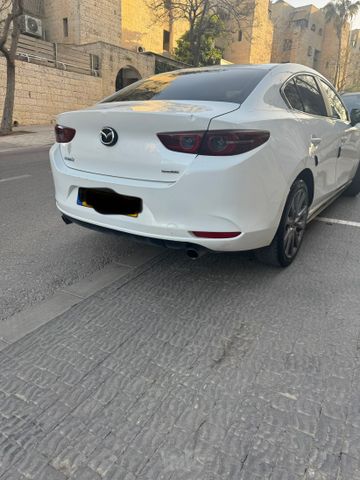 מאזדה 3