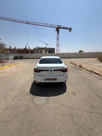 רנו מגאן