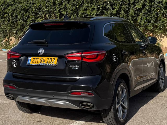 אם ג'י EHS PHEV