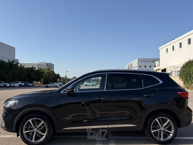 אם ג'י EHS PHEV