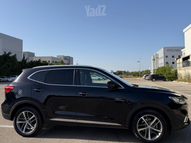אם ג'י EHS PHEV