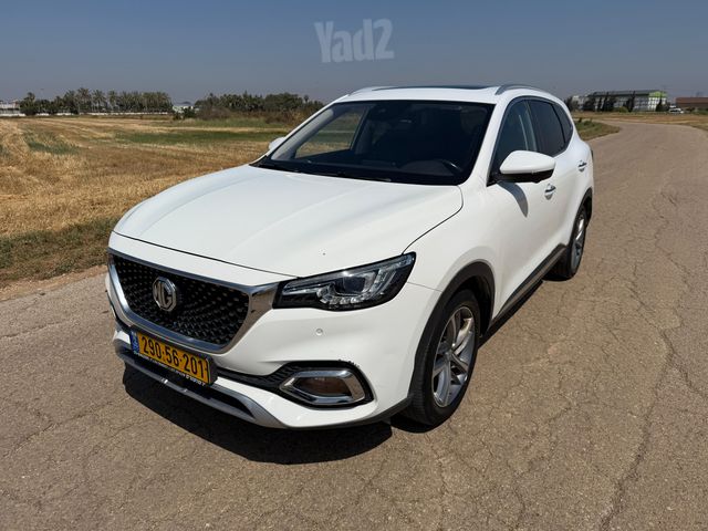 מודעת רכב אם ג'י EHS PHEV