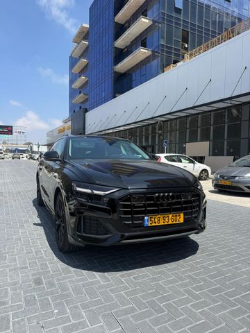 מודעת רכב אאודי Q8