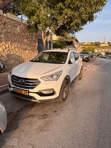 יונדאי סנטה פה