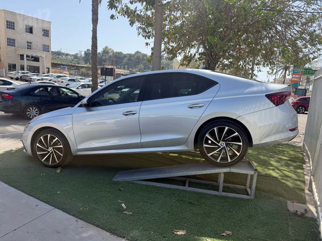 סקודה אוקטביה