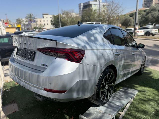 סקודה אוקטביה