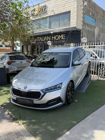 סקודה אוקטביה