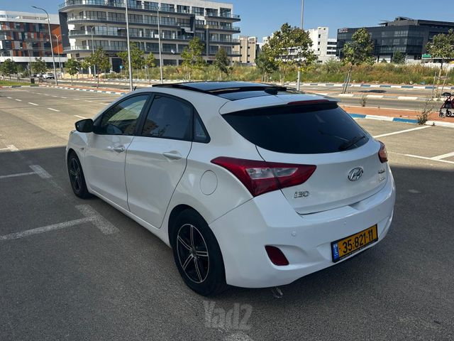 יונדאי i30