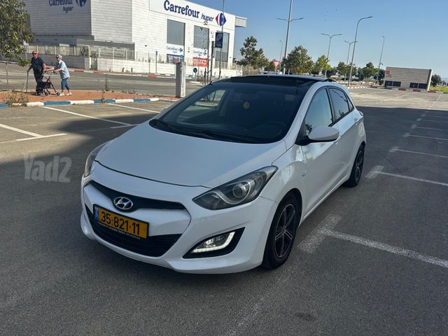 יונדאי i30