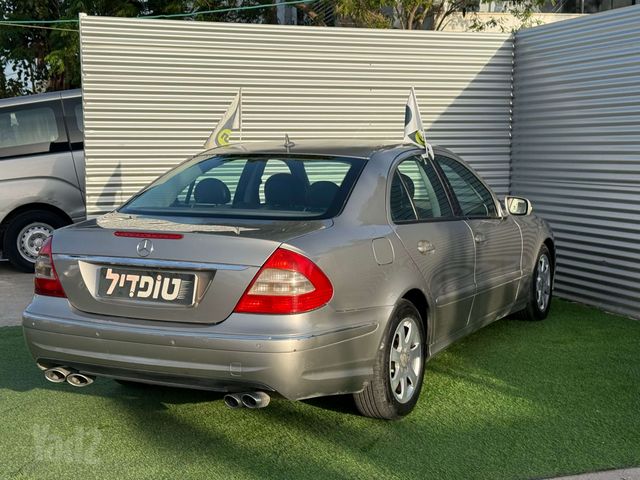 מרצדס-בנץ E-class