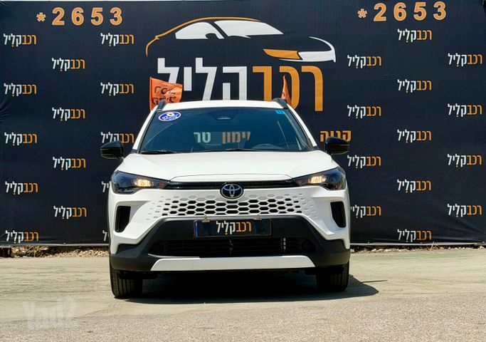 טויוטה קורולה קרוס