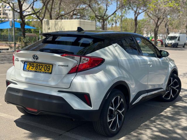 טויוטה C-HR