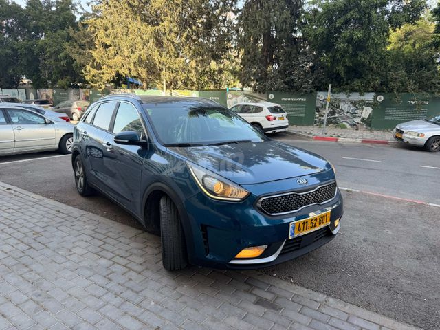קיה נירו