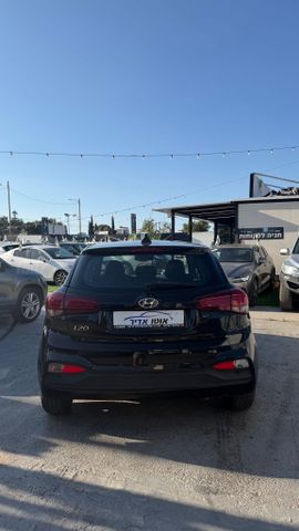 יונדאי i20