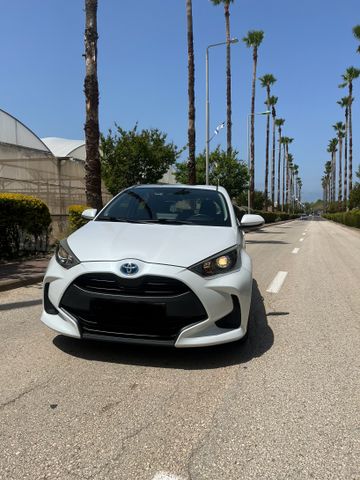 טויוטה יאריס