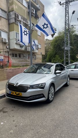 מודעת רכב סקודה סופרב