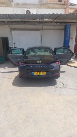 יונדאי אלנטרה