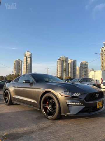 מודעת רכב פורד מוסטנג