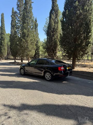 סקודה אוקטביה