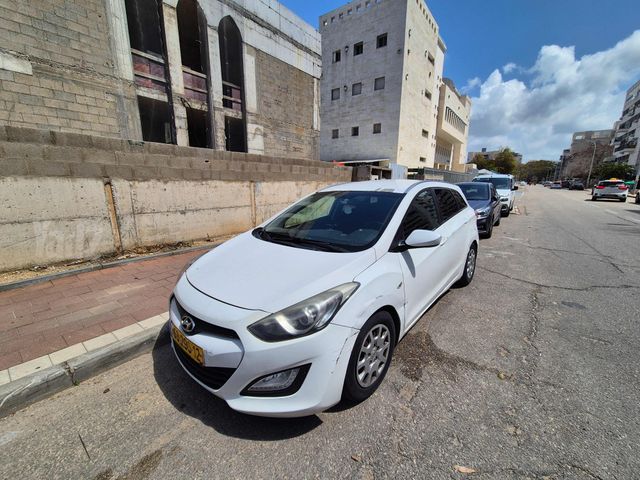 מודעת רכב יונדאי i30