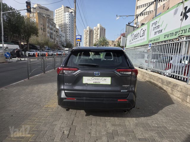 טויוטה RAV4