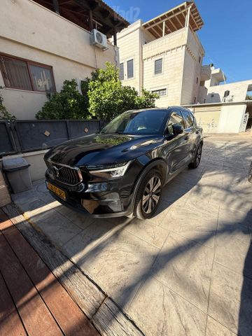 וולוו XC40