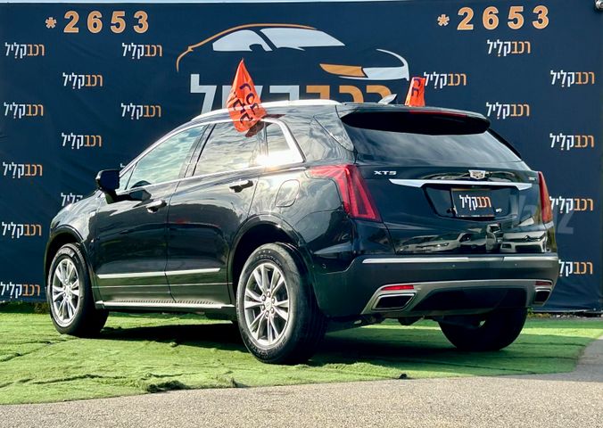 קאדילק XT5