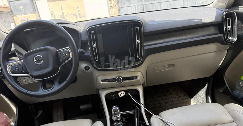 וולוו XC40