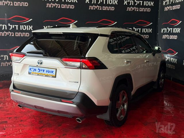 מודעת רכב טויוטה RAV4 2