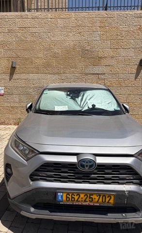 מודעת רכב טויוטה RAV4