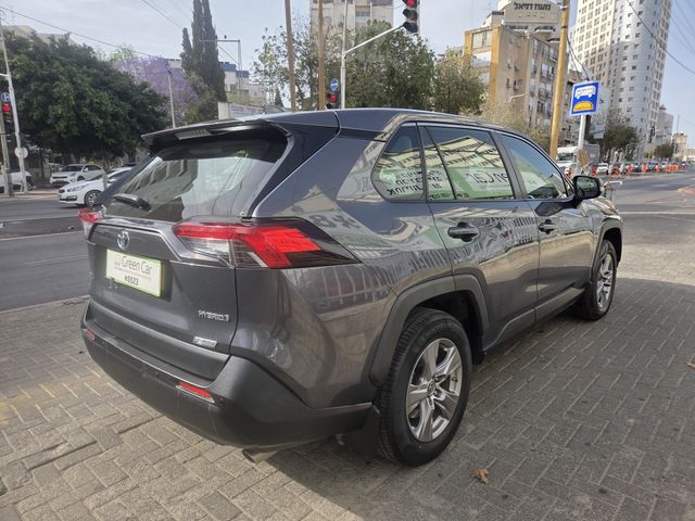 טויוטה RAV4