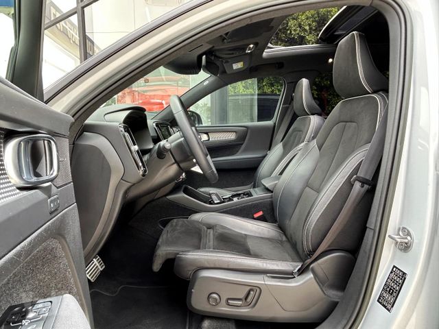 וולוו XC40