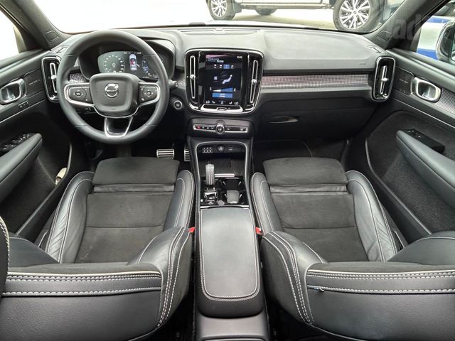 וולוו XC40