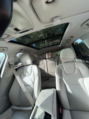 וולוו XC60