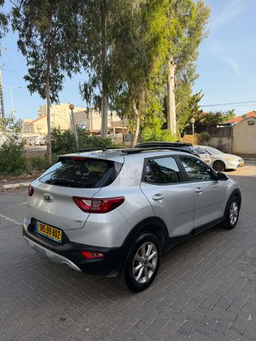 קיה סטוניק