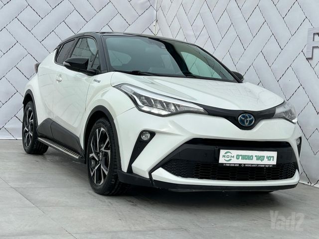 מודעת רכב טויוטה C-HR