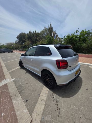 פולקסווגן פולו 