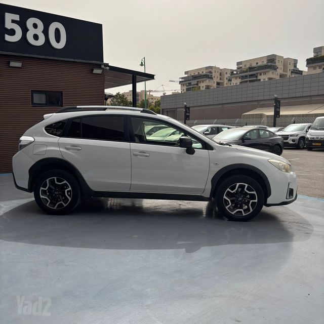 סובארו XV