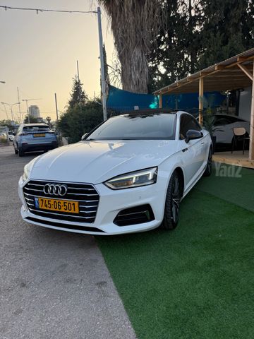 אאודי A5