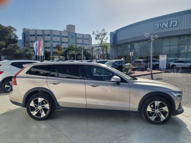 מודעת רכב וולוו V60 1