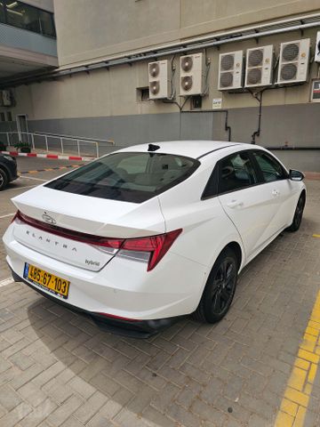 יונדאי אלנטרה