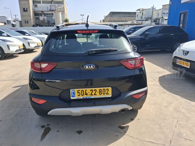 קיה סטוניק