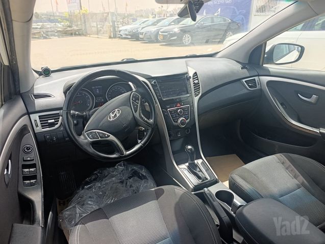 יונדאי i30